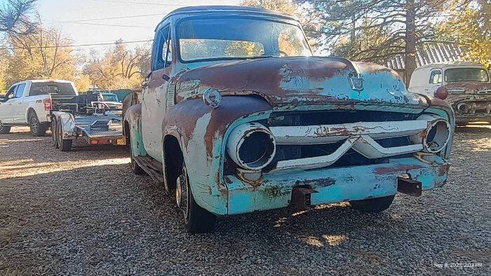 1953 Ford F-100