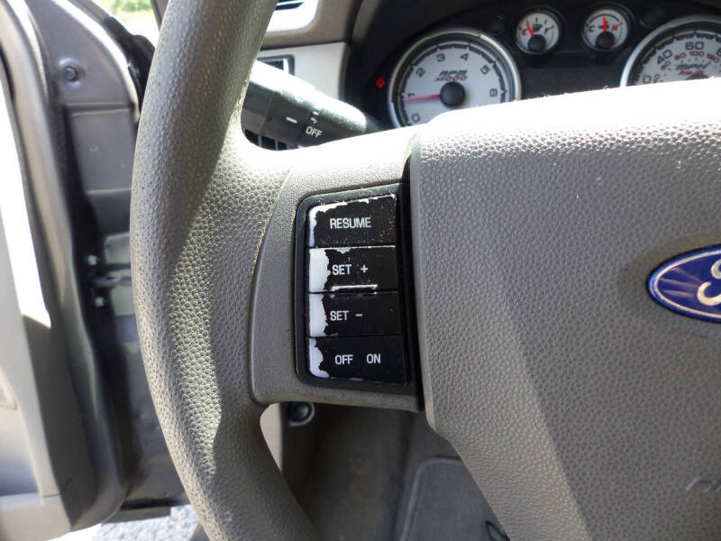 2010 Ford Focus SE