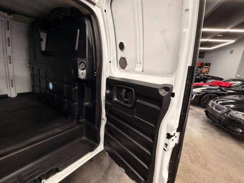2021 Chevrolet Express 2500
