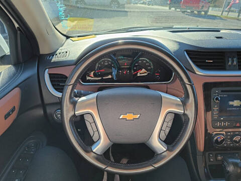 2017 Chevrolet Traverse LT