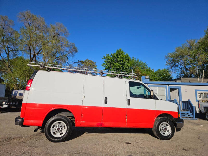 2017 GMC Savana 3500
