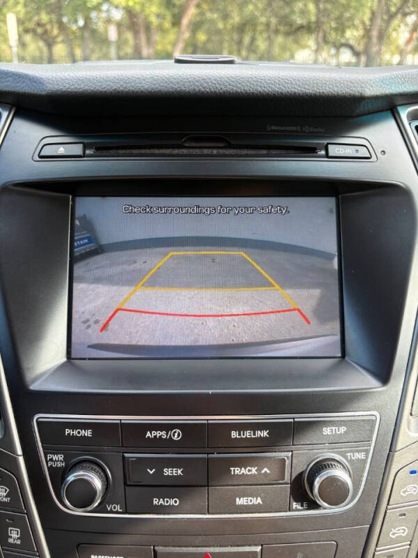 2018 Hyundai Santa Fe SE