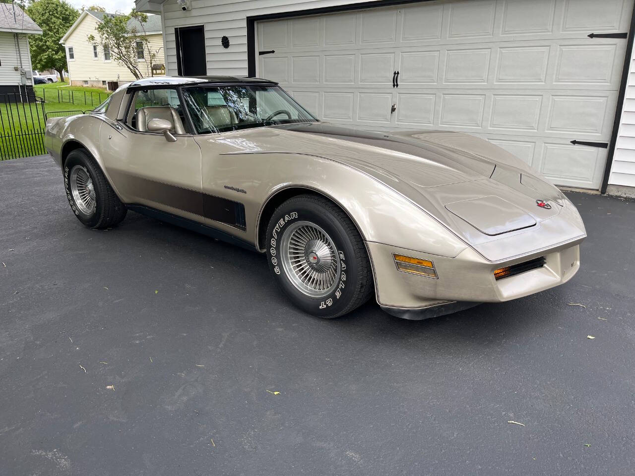 1982 Chevrolet Corvette 4