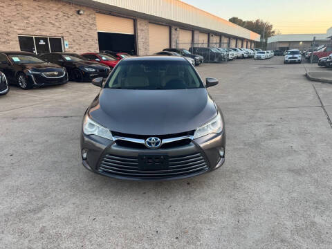 2017 Toyota Camry Hybrid