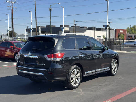 2016 Nissan Pathfinder Platinum