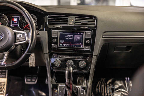 2019 Volkswagen Golf GTI S