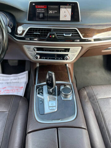 2018 BMW 7 Series 740i