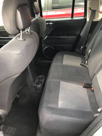 2011 Jeep Compass Sport