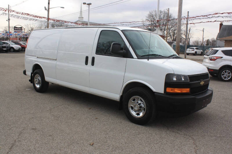 Image 7 of 2018 Chevrolet Express 3500