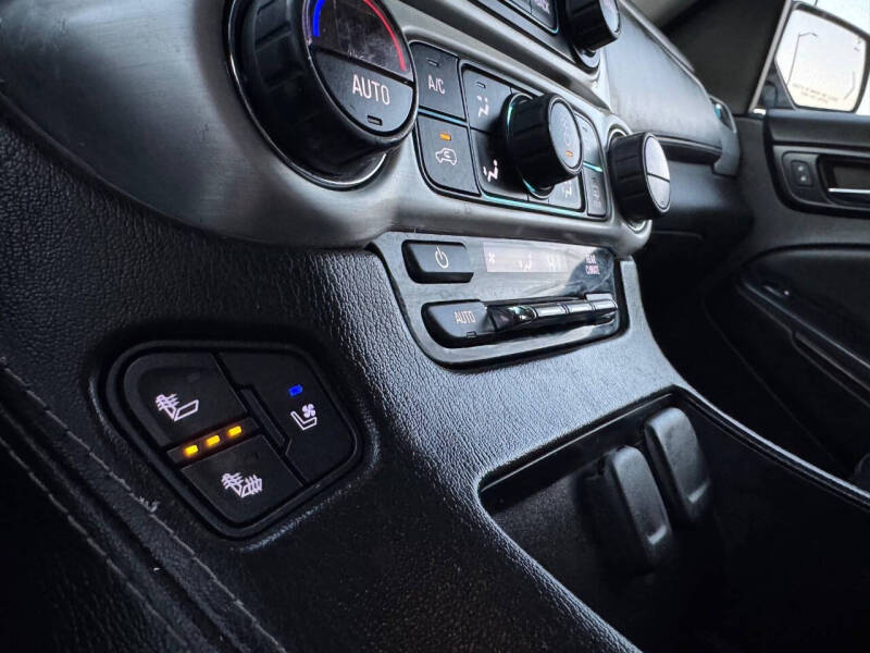 2017 GMC Yukon XL SLT