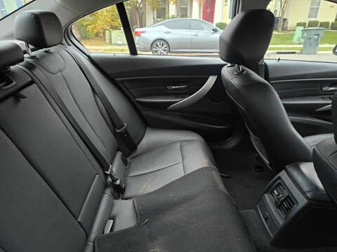 2013 BMW 3 Series 328i