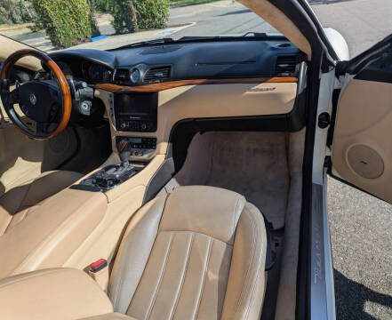 2011 Maserati GranTurismo S Automatic