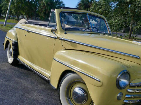 1948 Ford Super Deluxe