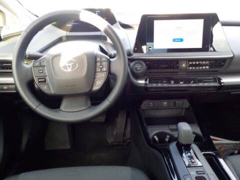 2025 Toyota Prius LE