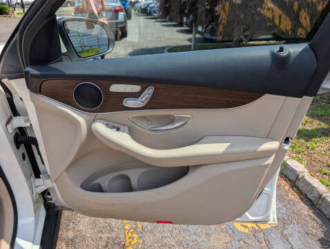 2021 Mercedes-Benz GLC GLC 300 4MATIC