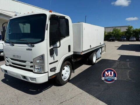 2020 Isuzu NPR-HD