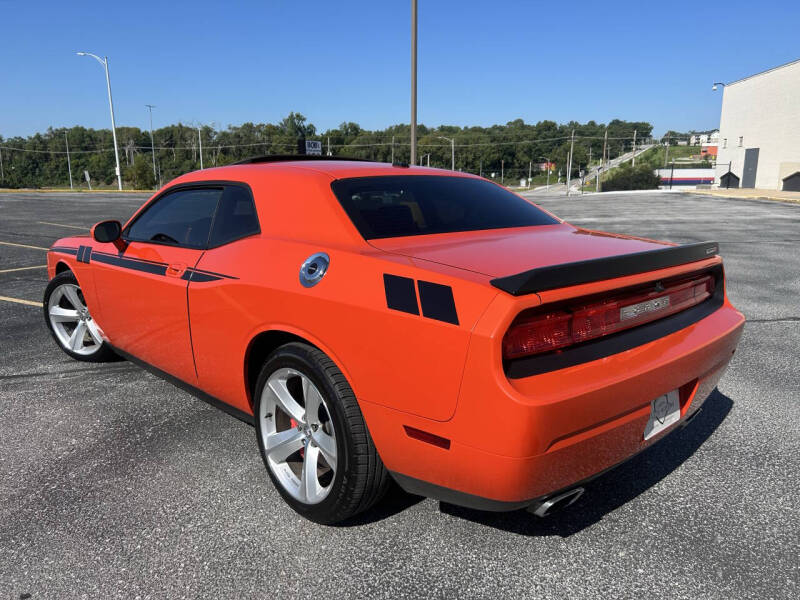 2010 Dodge Challenger SRT8