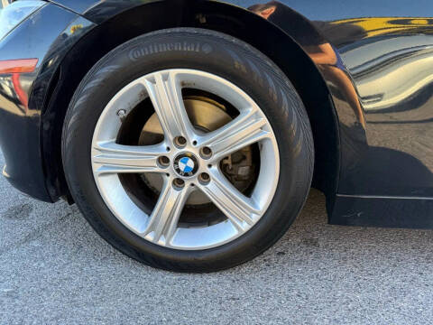 2015 BMW 3 Series 320i