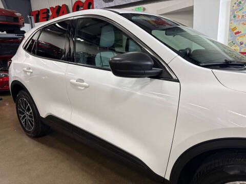 2023 Ford Escape Hybrid Active