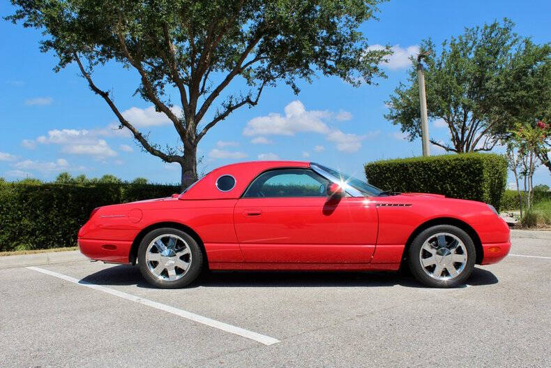 2002 Ford Thunderbird Deluxe