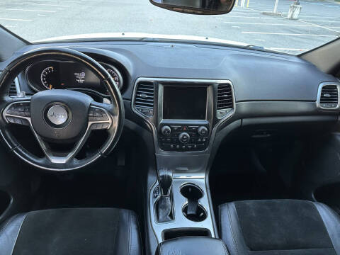 2017 Jeep Grand Cherokee Altitude