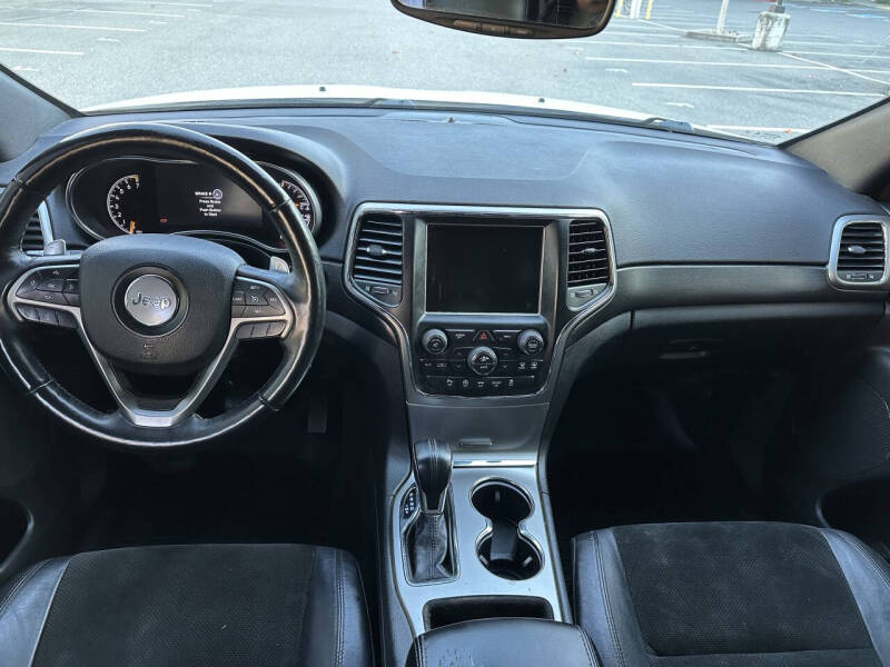 2017 Jeep Grand Cherokee Altitude