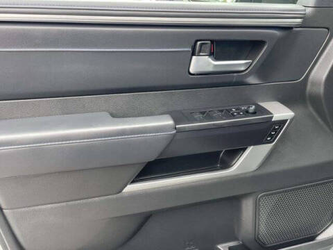 2024 Toyota Sequoia Platinum
