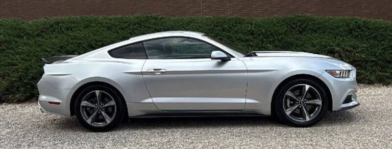 2015 Ford Mustang V6