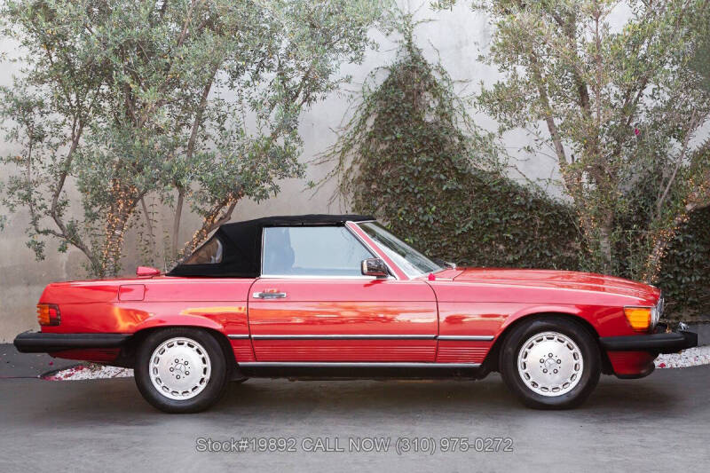 1987 Mercedes-Benz 560-Class 560 SL