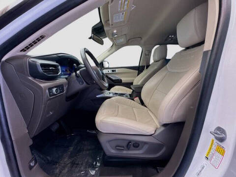 2022 Ford Explorer Hybrid Platinum