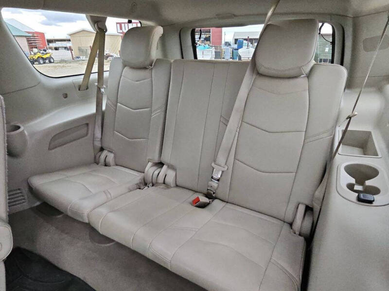 2017 Cadillac Escalade ESV Luxury