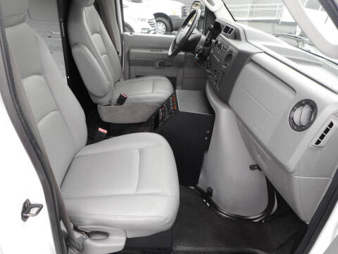 2009 Ford E-Series E-350 SD