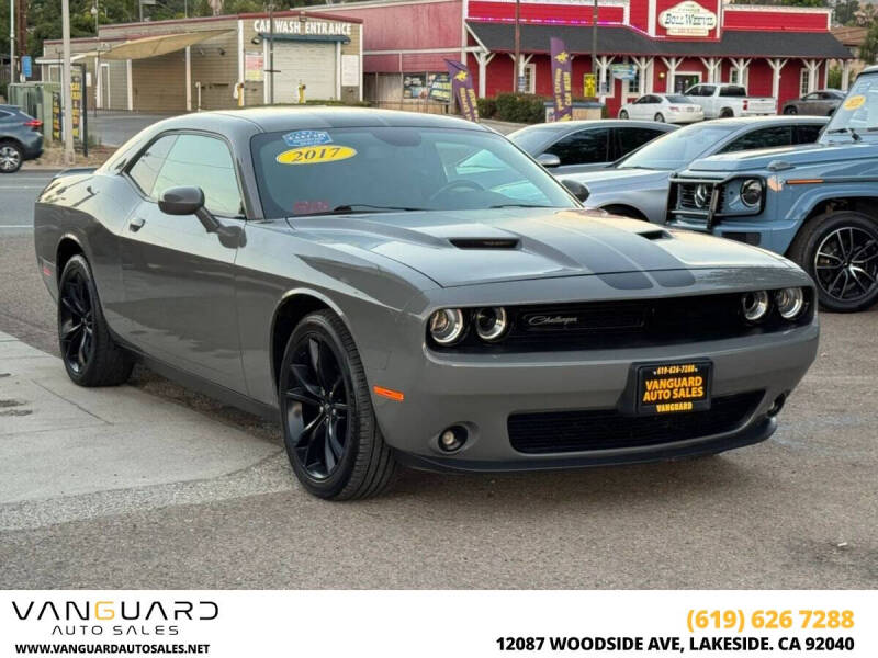 2017 Dodge Challenger SXT