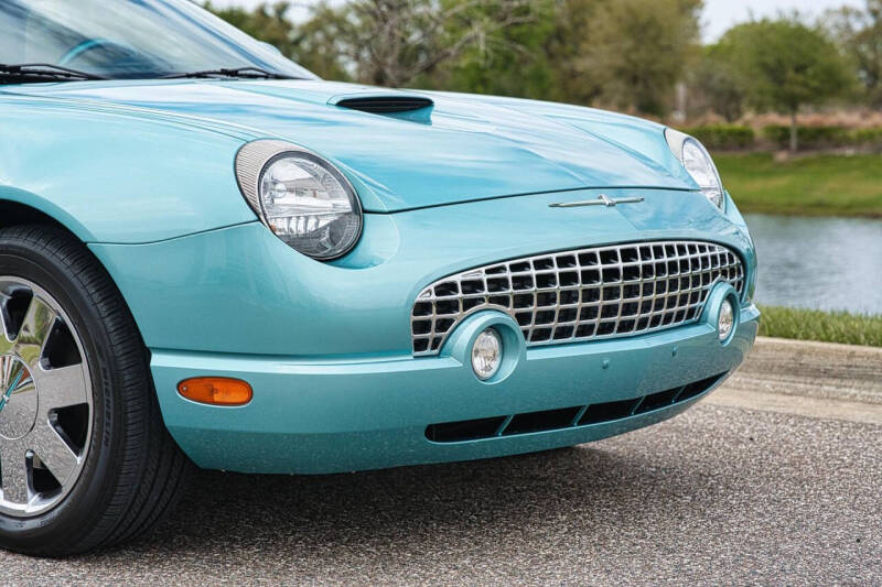 2002 Ford Thunderbird Deluxe