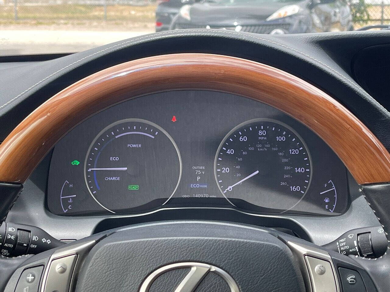 2014 Lexus E-Series Sedan - $13,900