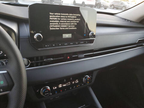 2025 Mitsubishi Outlander PHEV SEL