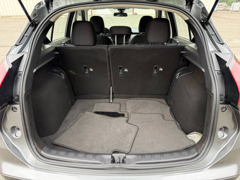 2023 Nissan Kicks S