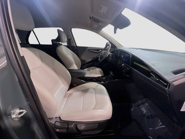 2025 Kia Niro EX