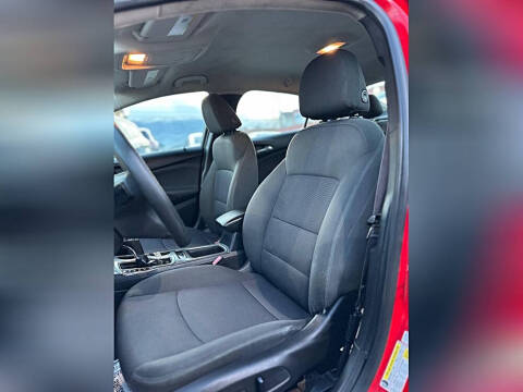 2017 Chevrolet Cruze LT Auto