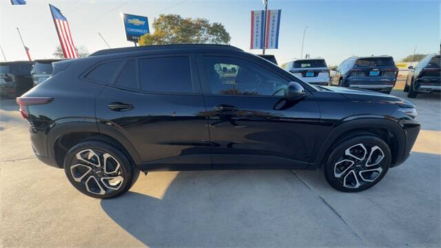 2025 Chevrolet Trax RS