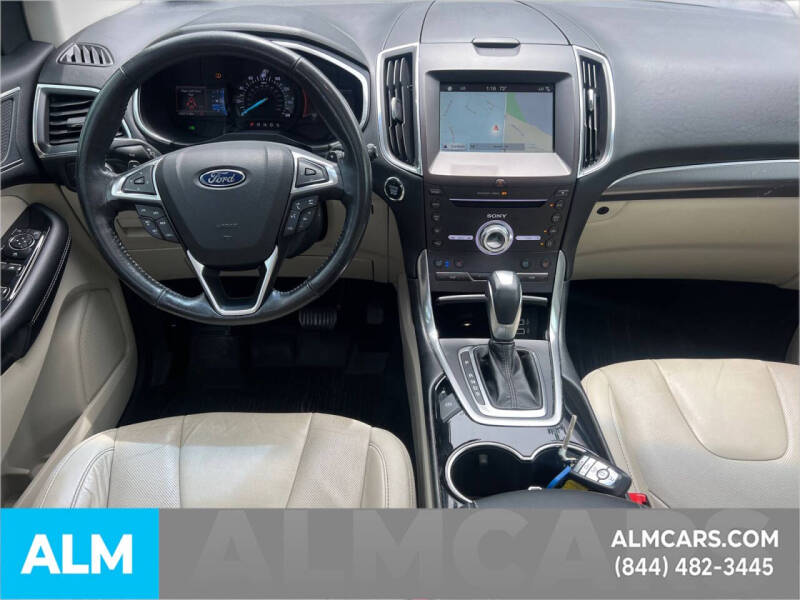 2017 Ford Edge Titanium