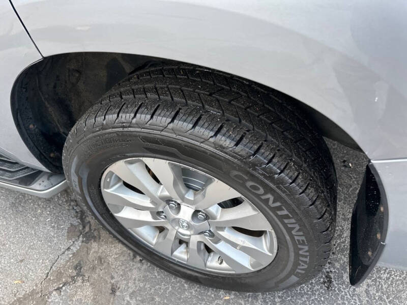 2011 Toyota Sequoia Limited