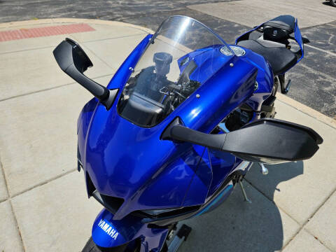 2024 Yamaha YZF-R1