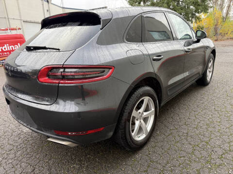2017 Porsche Macan