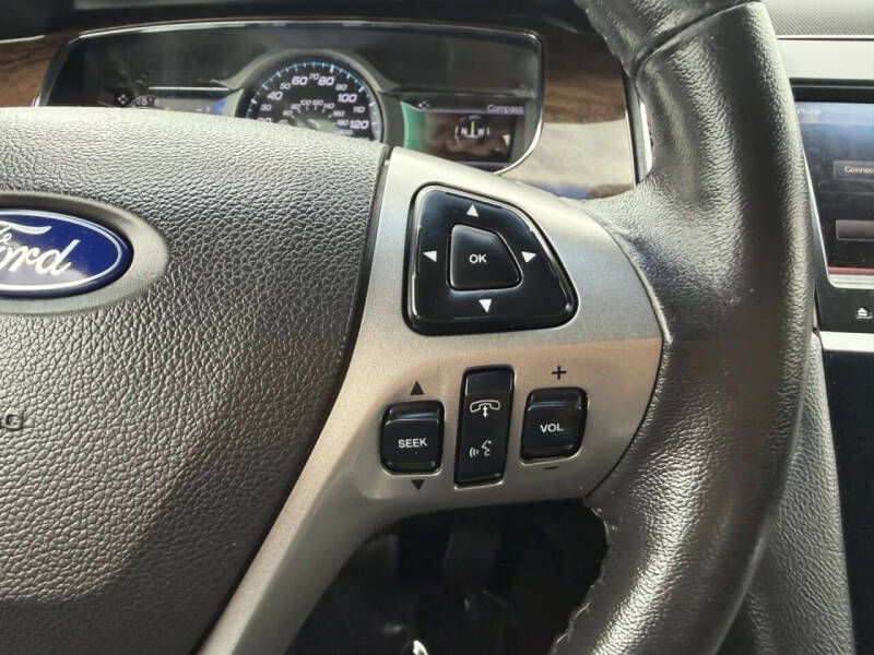 2015 Ford Taurus Limited