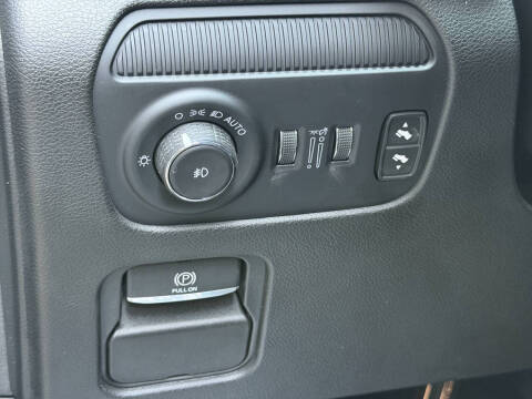 2024 Jeep Wagoneer L Carbide