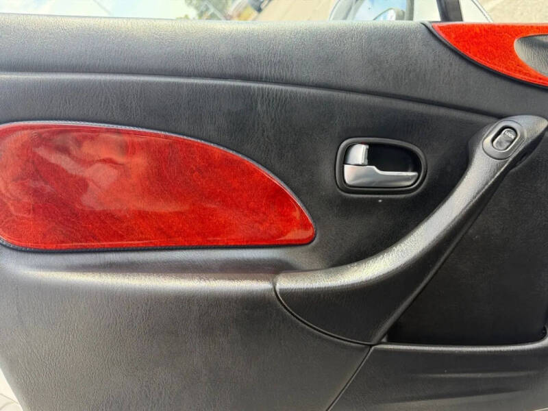 2004 Mazda MX-5 Miata