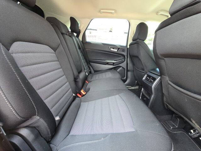2023 Ford Edge SE