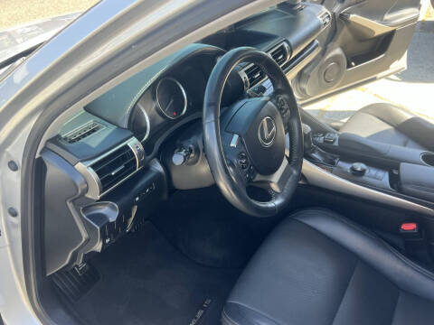 2015 Lexus IS 250