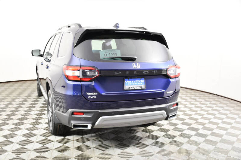 2025 Honda Pilot Touring